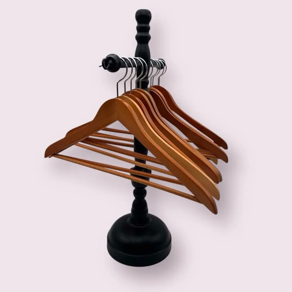 Lot Of 10 Beautiful Wood Hangers For Pants And Or Suits